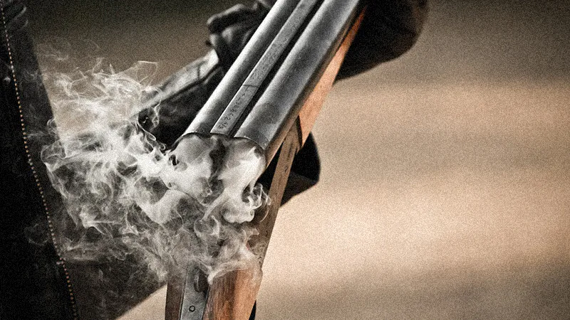 Clay Challenge clay shooting simulator with shotgun replica
